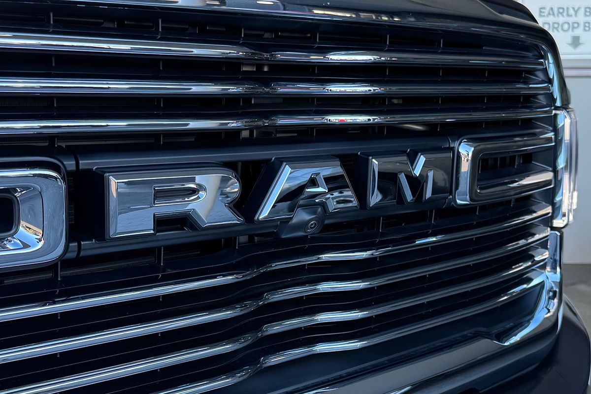 2023 RAM 2500 Laramie DJ 4X4