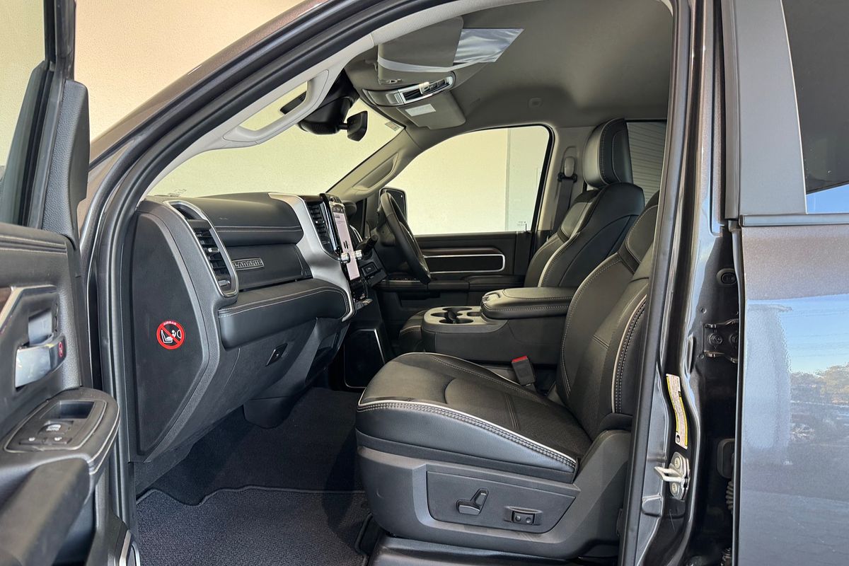 2023 RAM 2500 Laramie DJ 4X4