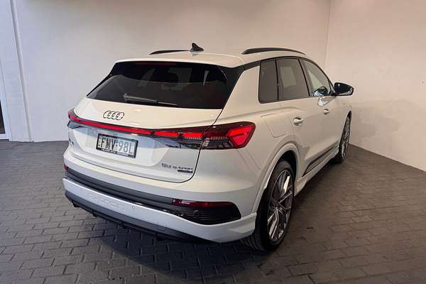 2024 Audi Q4 e-tron 55 F4