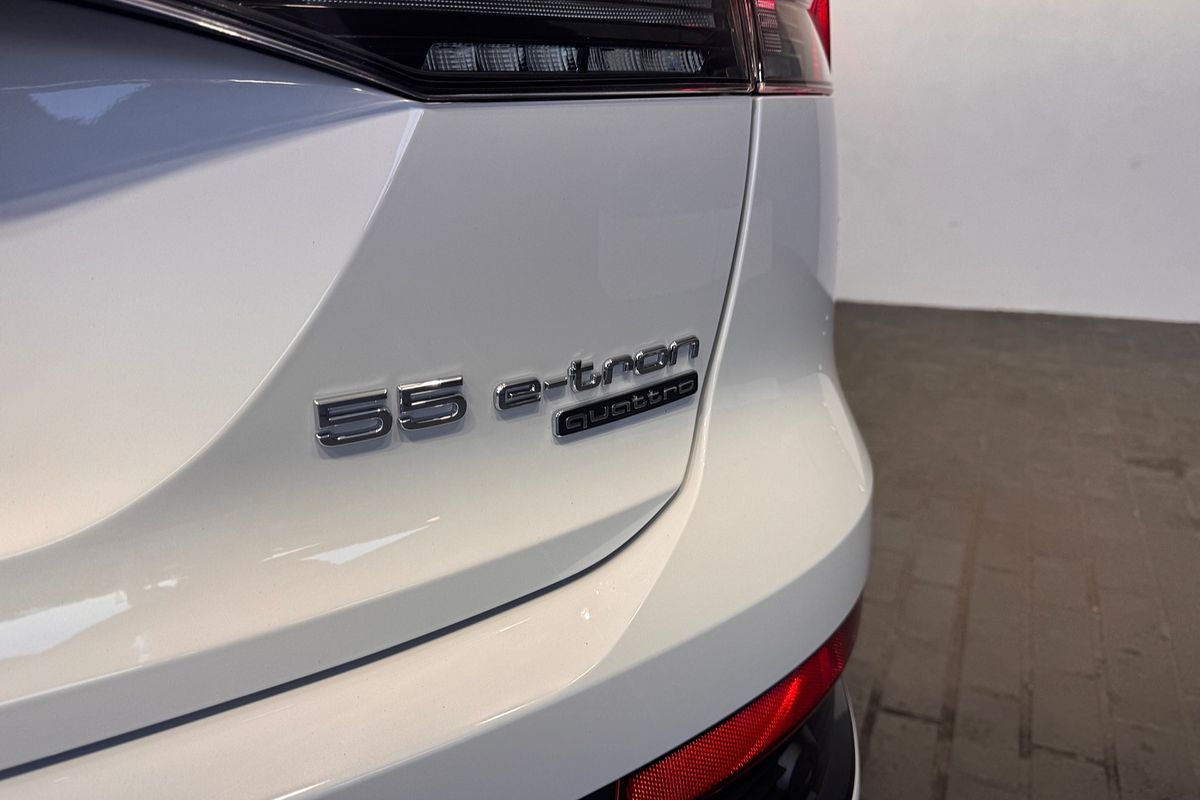2024 Audi Q4 e-tron 55 F4
