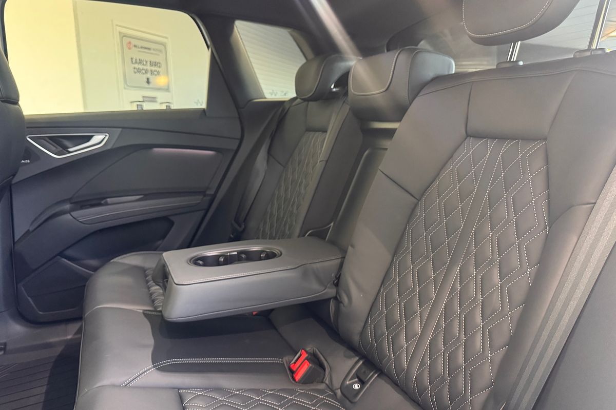 2024 Audi Q4 e-tron 55 F4