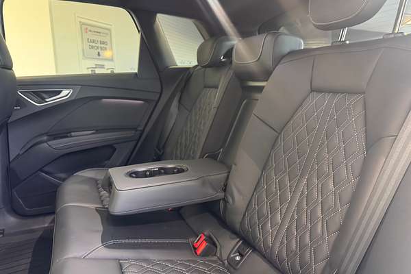 2024 Audi Q4 e-tron 55 F4