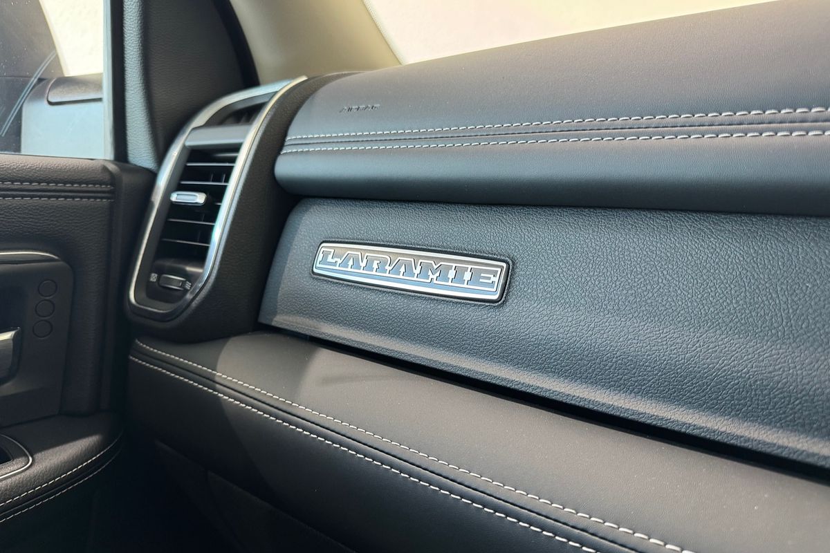 2023 RAM 2500 Laramie DJ 4X4