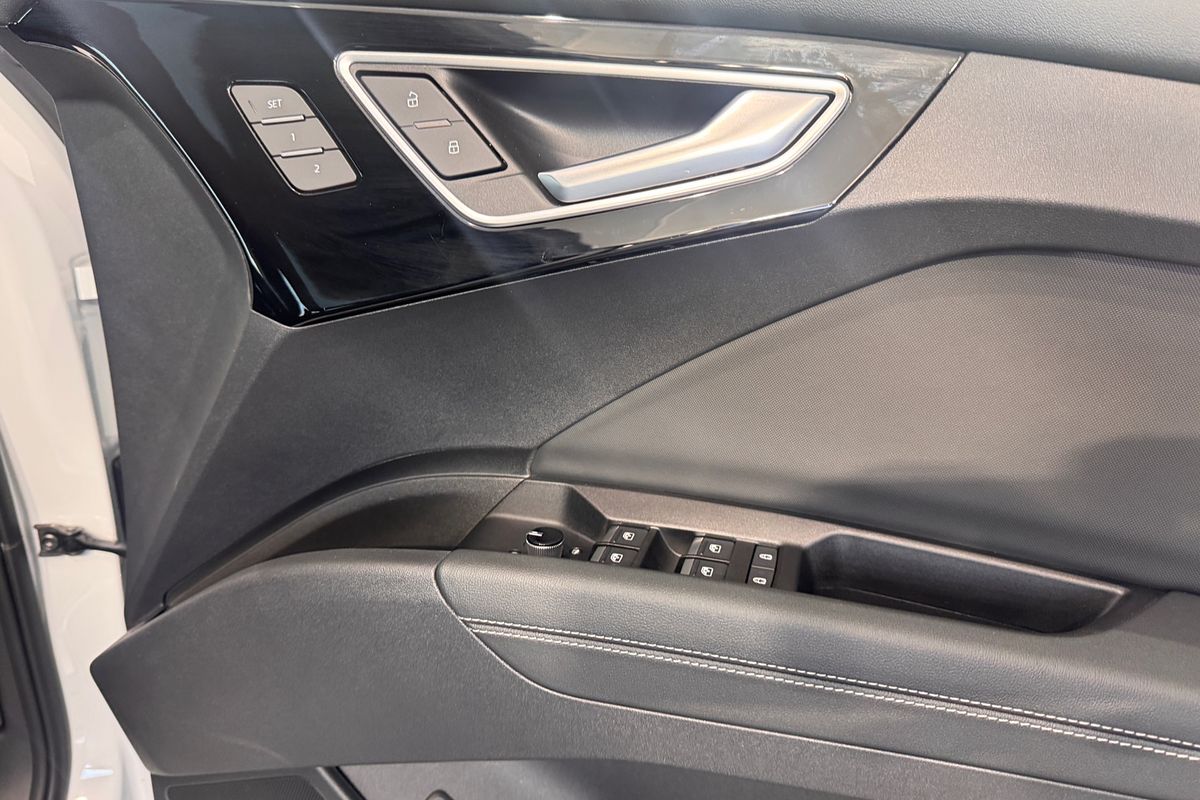 2024 Audi Q4 e-tron 55 F4