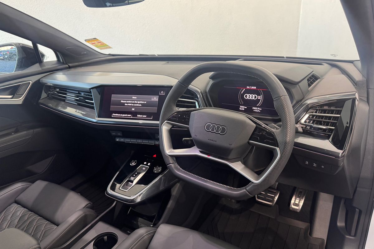 2024 Audi Q4 e-tron 55 F4