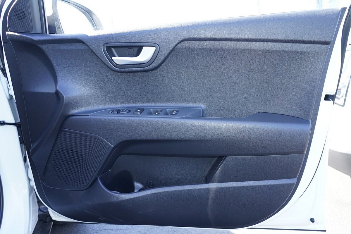 2025 Kia Stonic S YB
