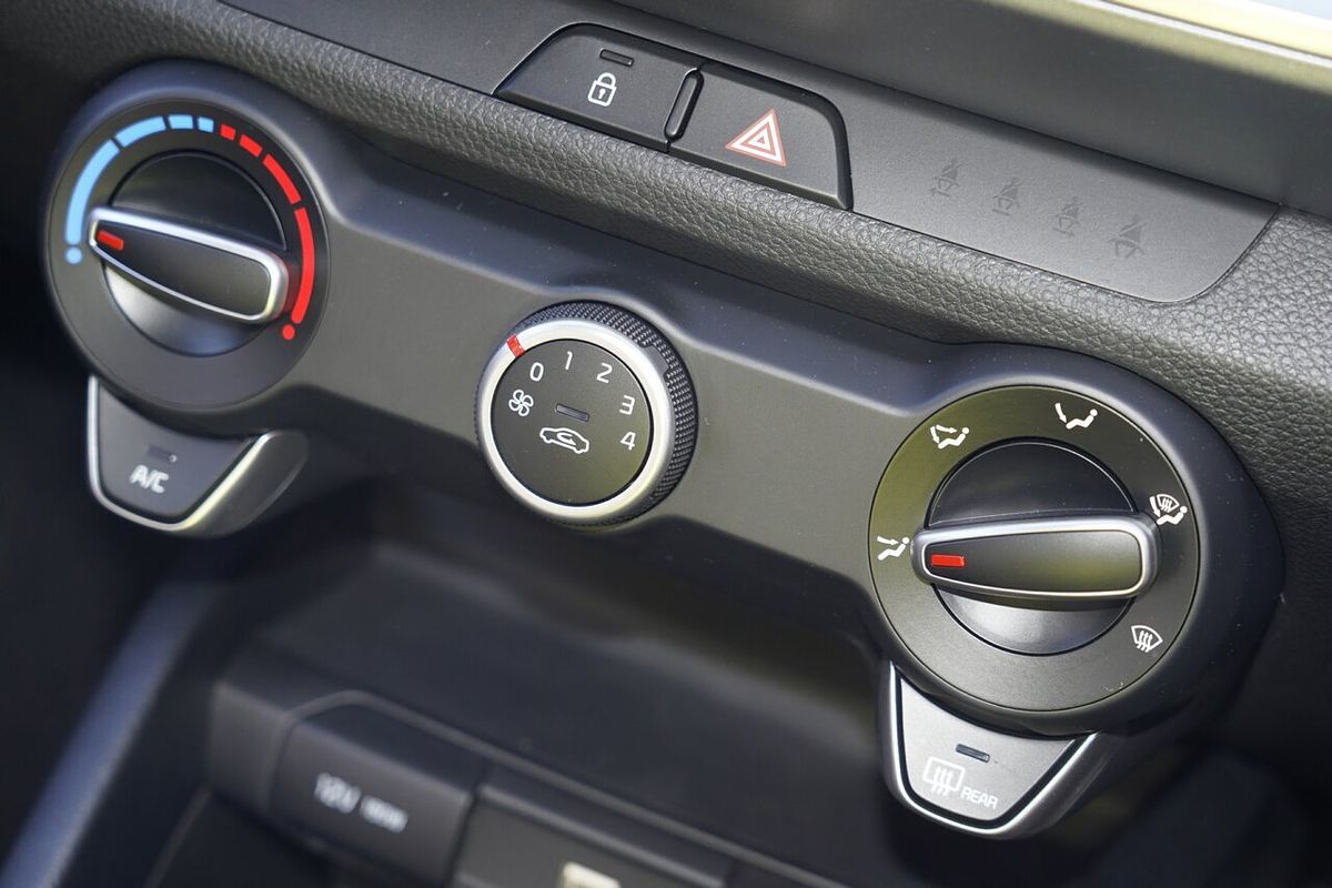 2025 Kia Stonic S YB