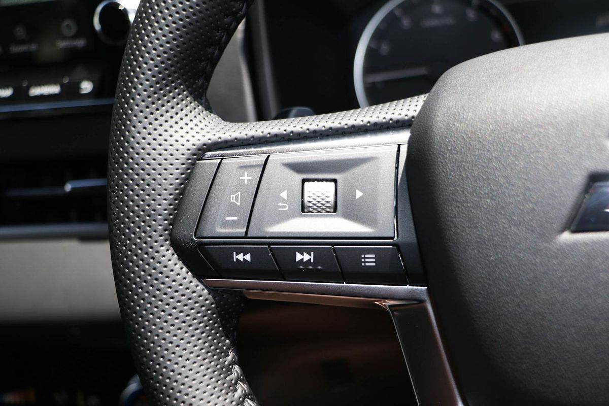 2024 Mitsubishi Outlander Black Edition ZM