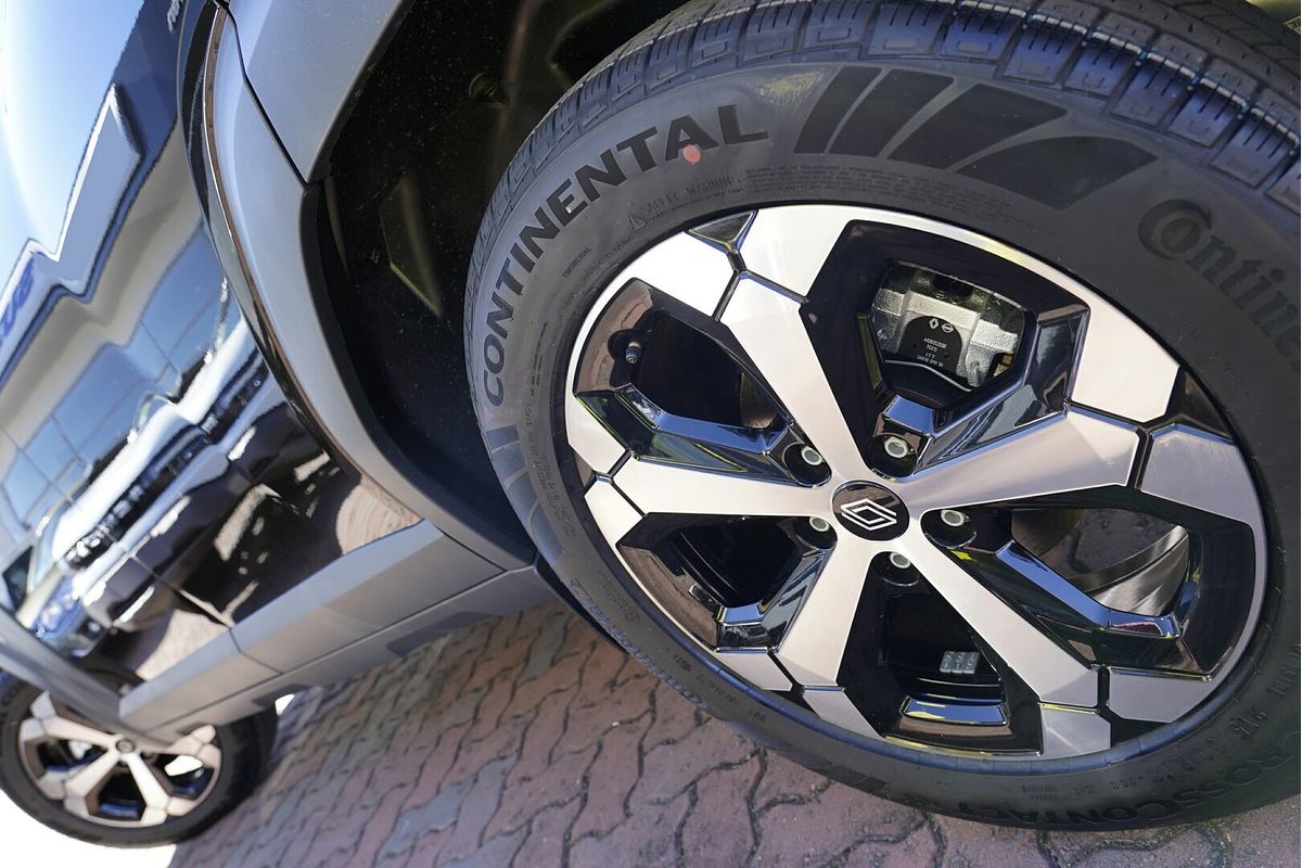 2025 Renault Duster Techno X1311