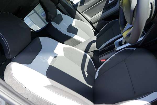 2025 Renault Duster Techno X1311