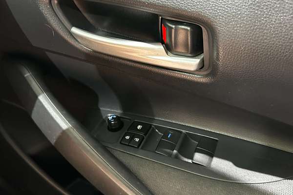 2020 Toyota Corolla Ascent Sport MZEA12R
