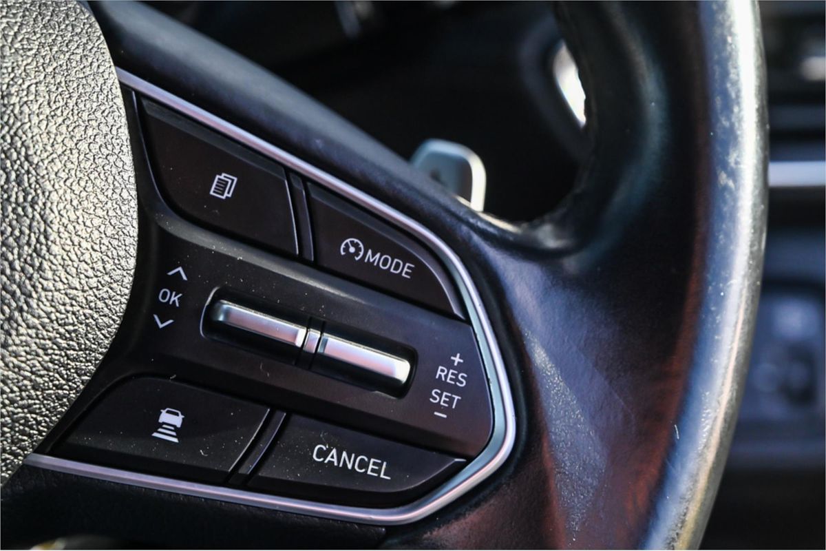 2019 Hyundai Santa Fe Elite TM.2