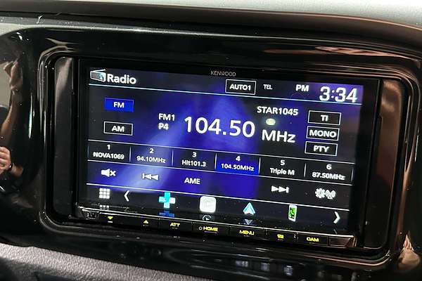 2017 Toyota Hilux SR5 GUN126R 4X4