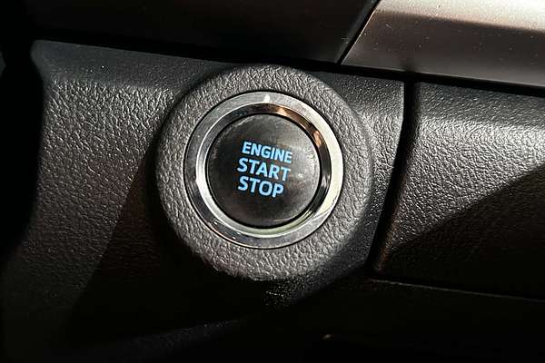 2017 Toyota Hilux SR5 GUN126R 4X4