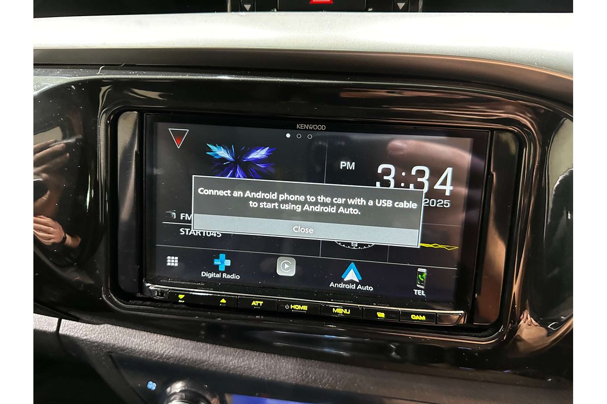 2017 Toyota Hilux SR5 GUN126R 4X4
