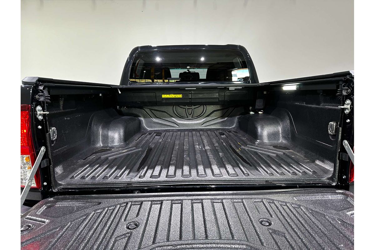 2017 Toyota Hilux SR5 GUN126R 4X4