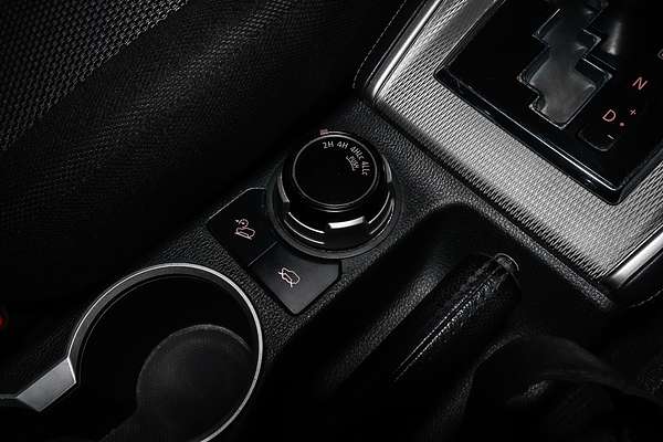2019 Mitsubishi Triton GLS MR 4X4