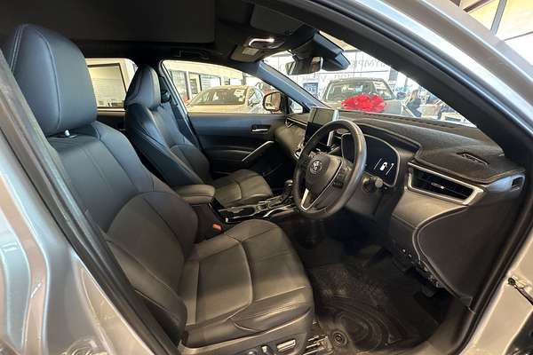 2024 Toyota Corolla Cross Atmos MXGH15R