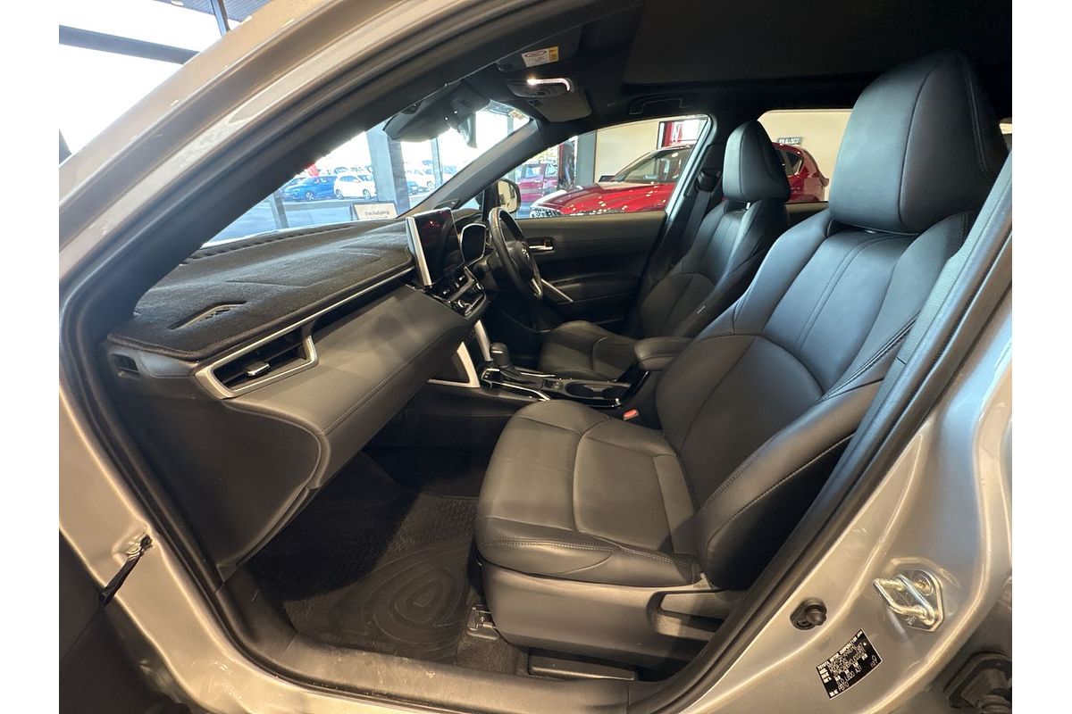 2024 Toyota Corolla Cross Atmos MXGH15R