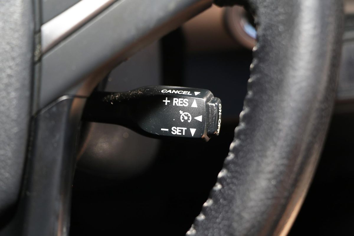 2015 Toyota Camry Atara S ASV50R