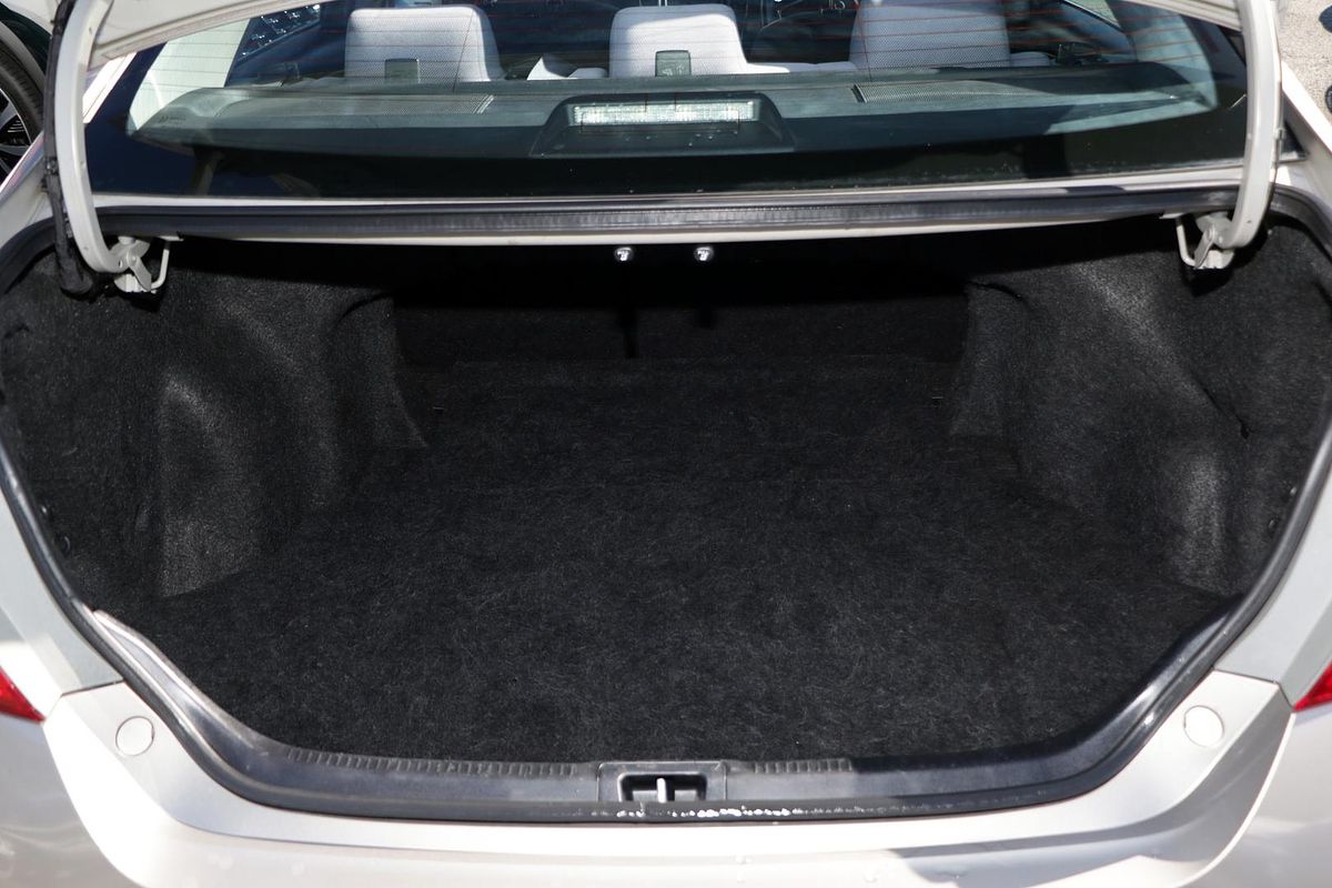 2015 Toyota Camry Atara S ASV50R