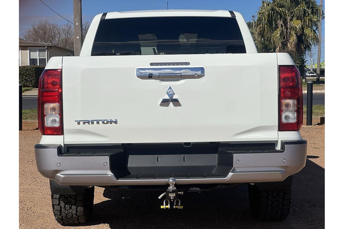 2025 Mitsubishi Triton GLX+ MV 4X4