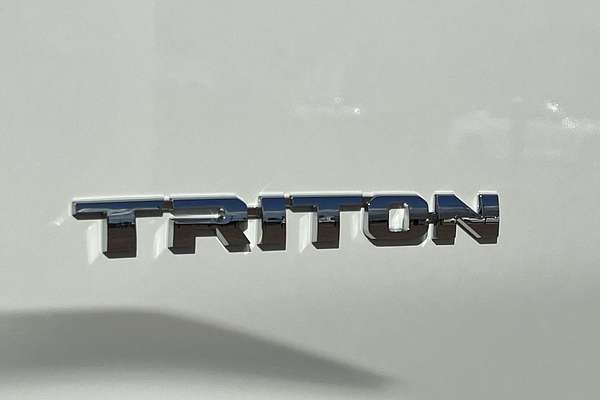 2025 Mitsubishi Triton GLX+ MV 4X4