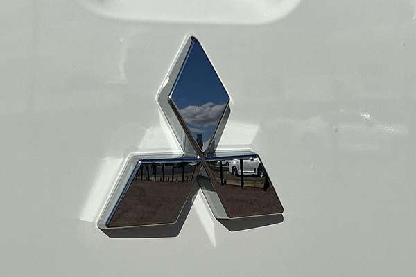 2025 Mitsubishi Triton GLX+ MV 4X4
