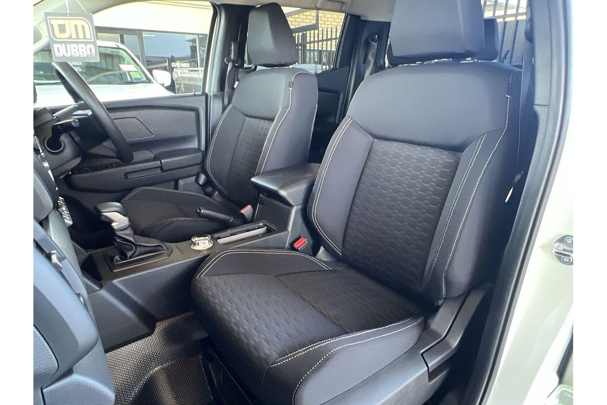 2025 Mitsubishi Triton GLX+ MV 4X4