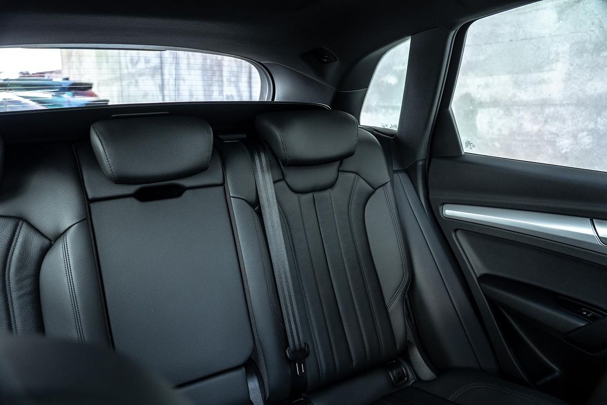 2019 Audi Q5 40 TDI sport FY