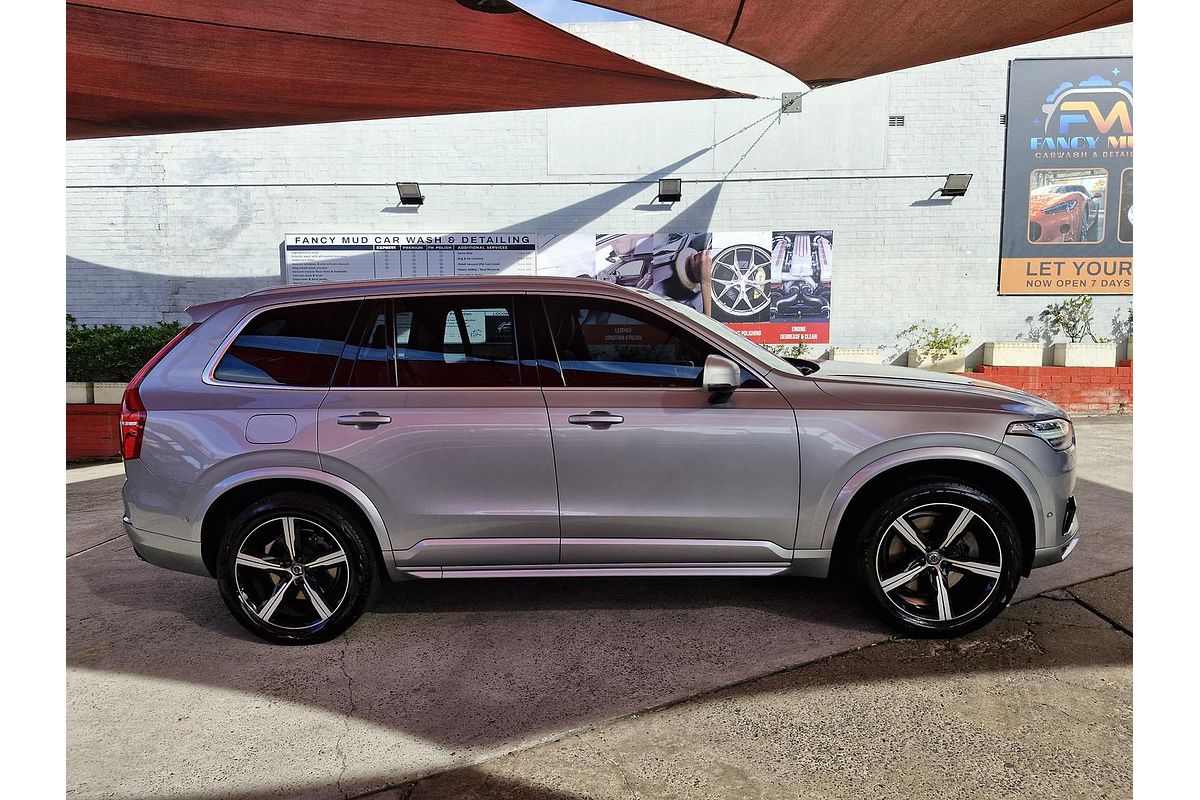 2016 Volvo XC90 T8 R-Design