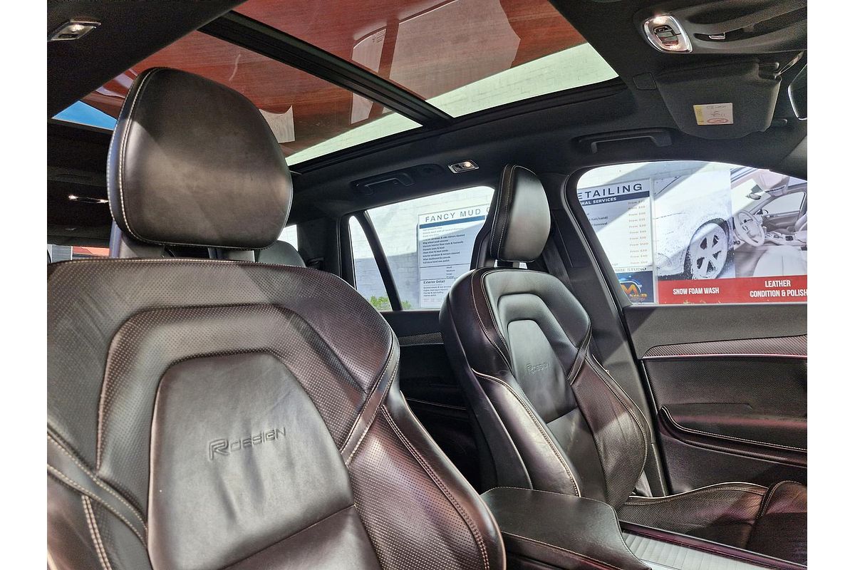 2016 Volvo XC90 T8 R-Design