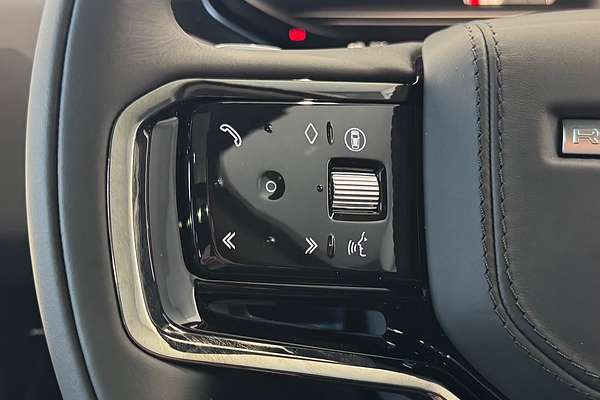 2025 Land Rover Range Rover Sport D300 Dynamic SE L461