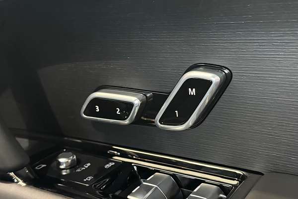 2025 Land Rover Range Rover Sport D300 Dynamic SE L461