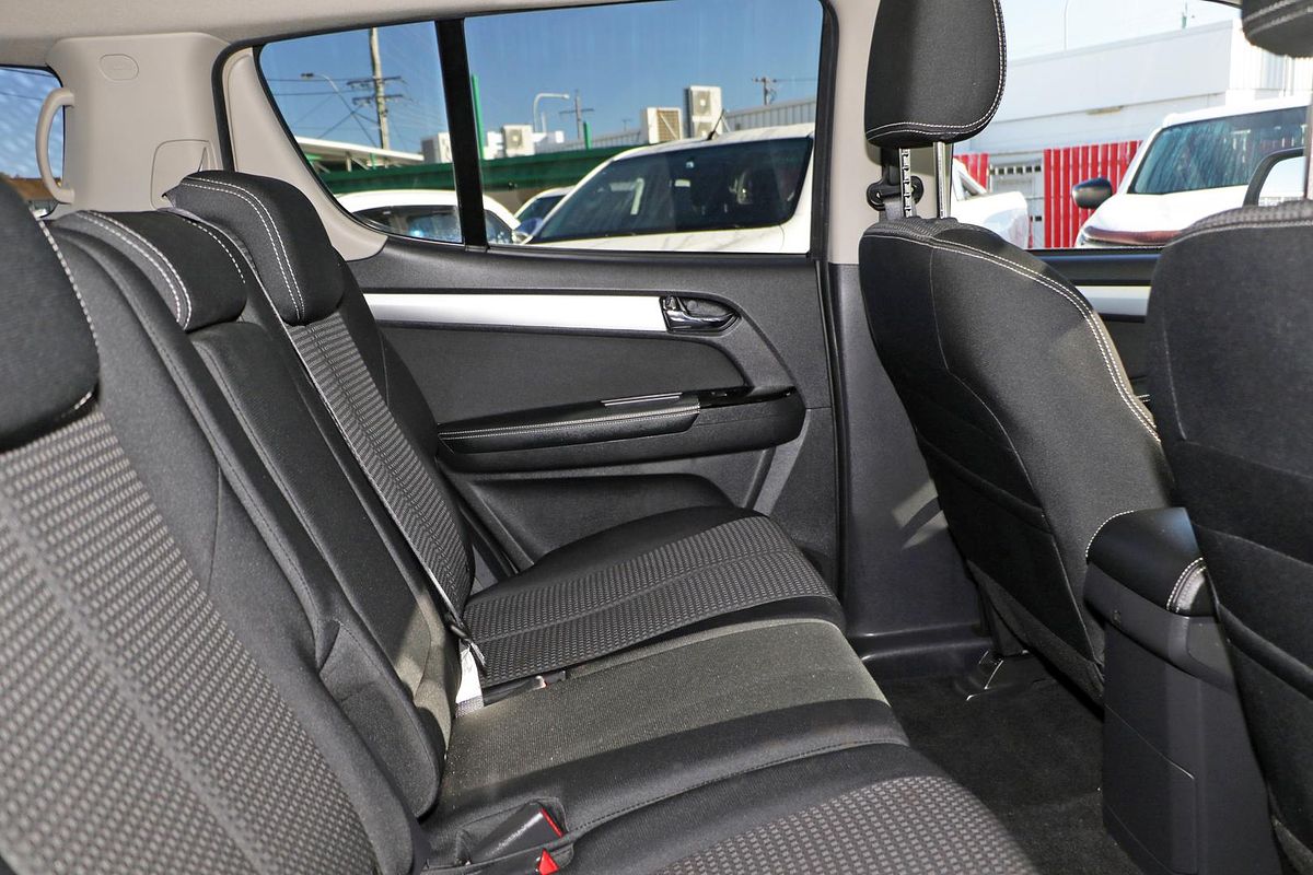 2018 Isuzu MU-X LS-U