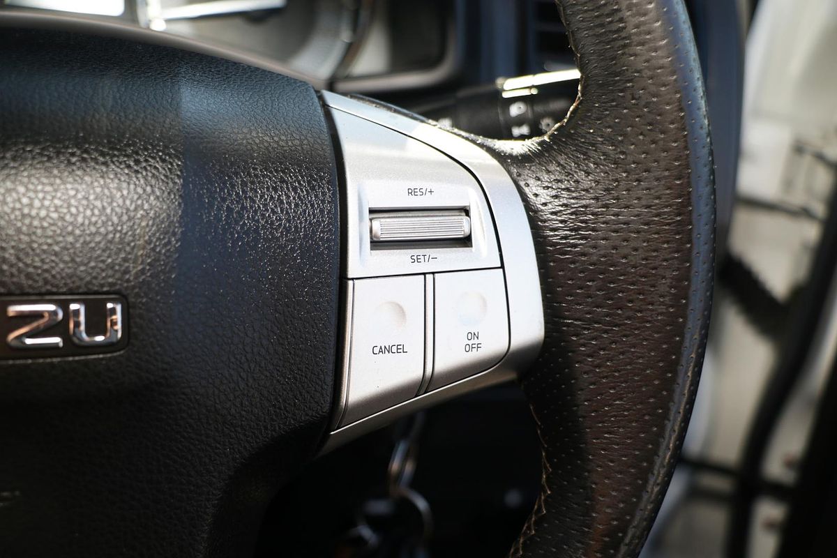 2018 Isuzu MU-X LS-U