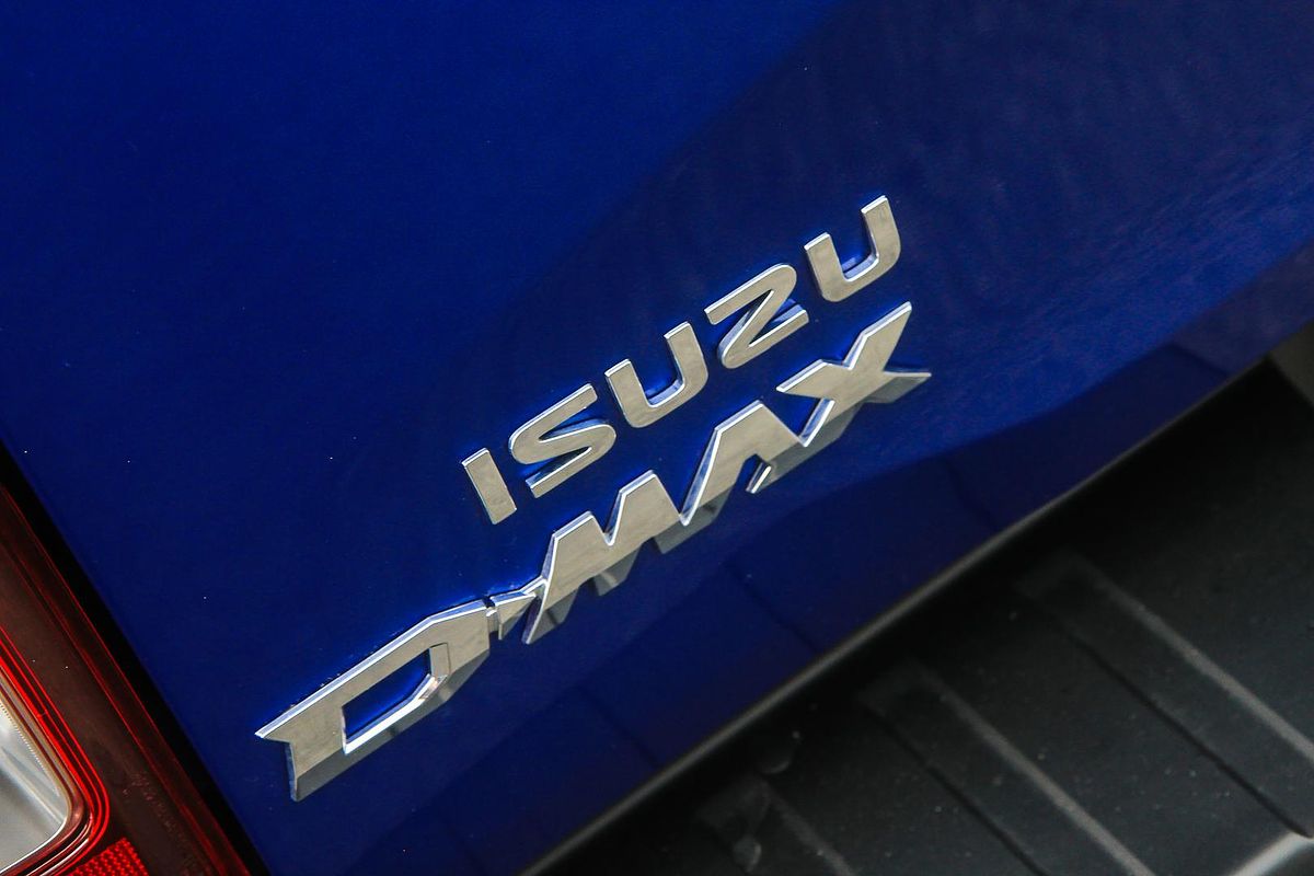 2025 Isuzu D-MAX X-RIDER 4X4