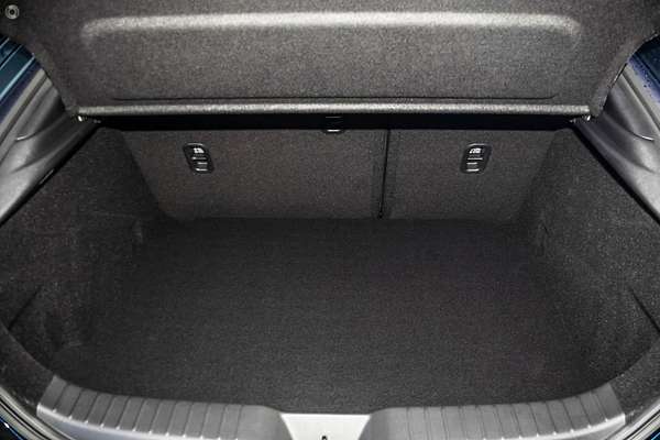 2025 Mazda 3 G25 Evolve SP BP Series