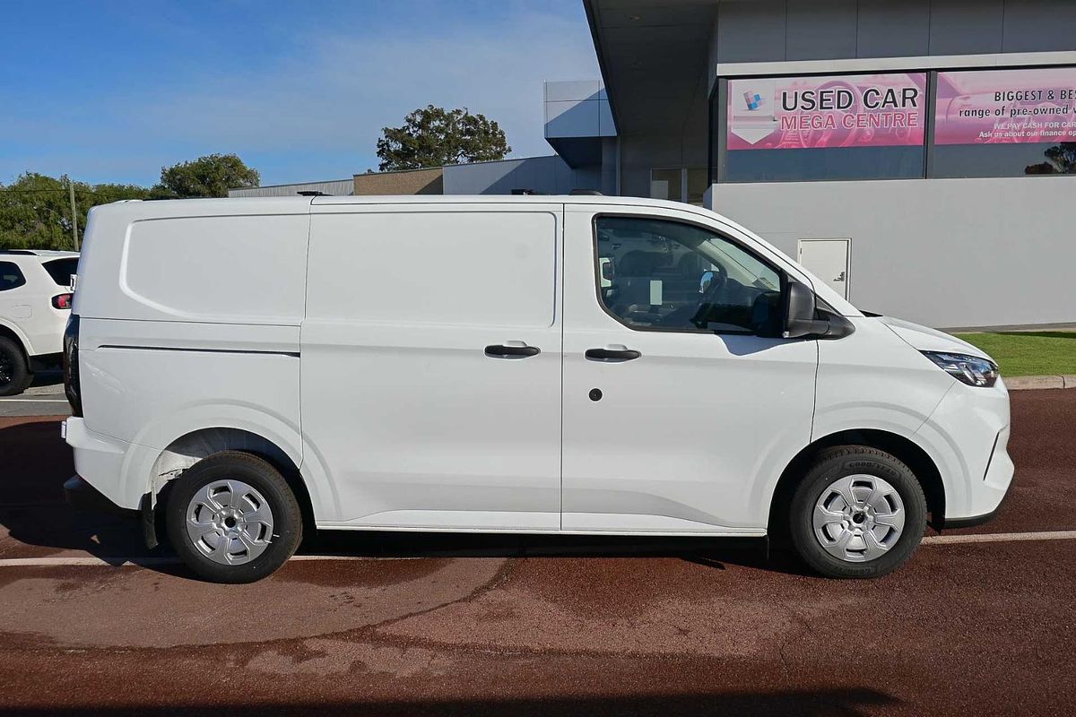 2025 Ford Transit Custom Trend SWB AV SWB