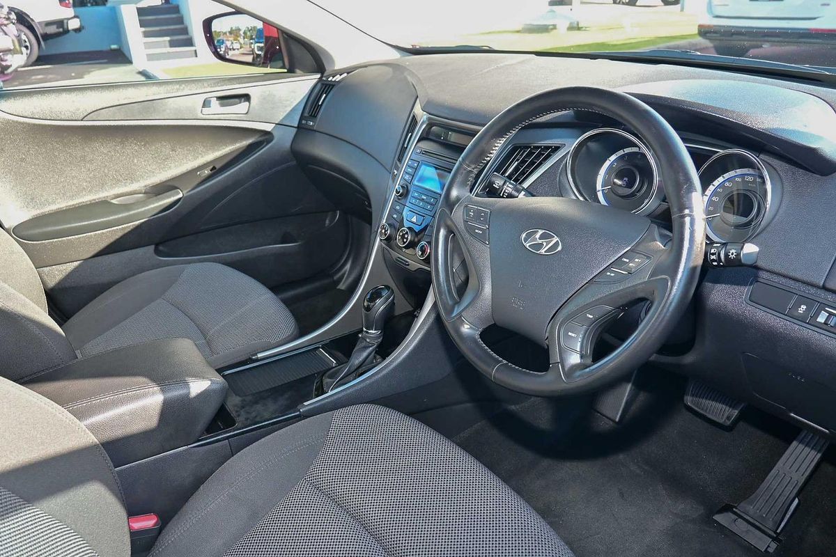 2012 Hyundai i45 Active YF
