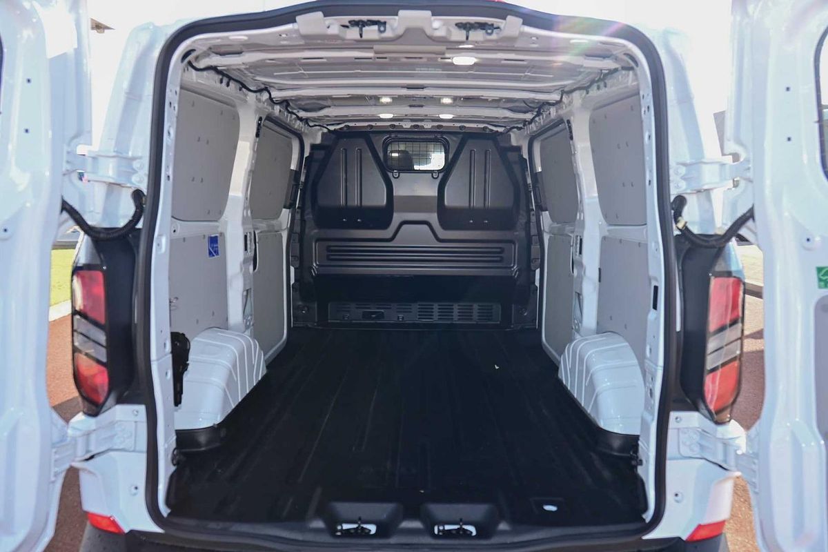 2025 Ford Transit Custom Trend SWB AV SWB