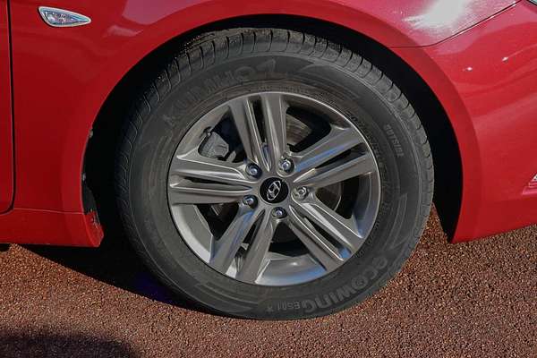 2012 Hyundai i45 Active YF