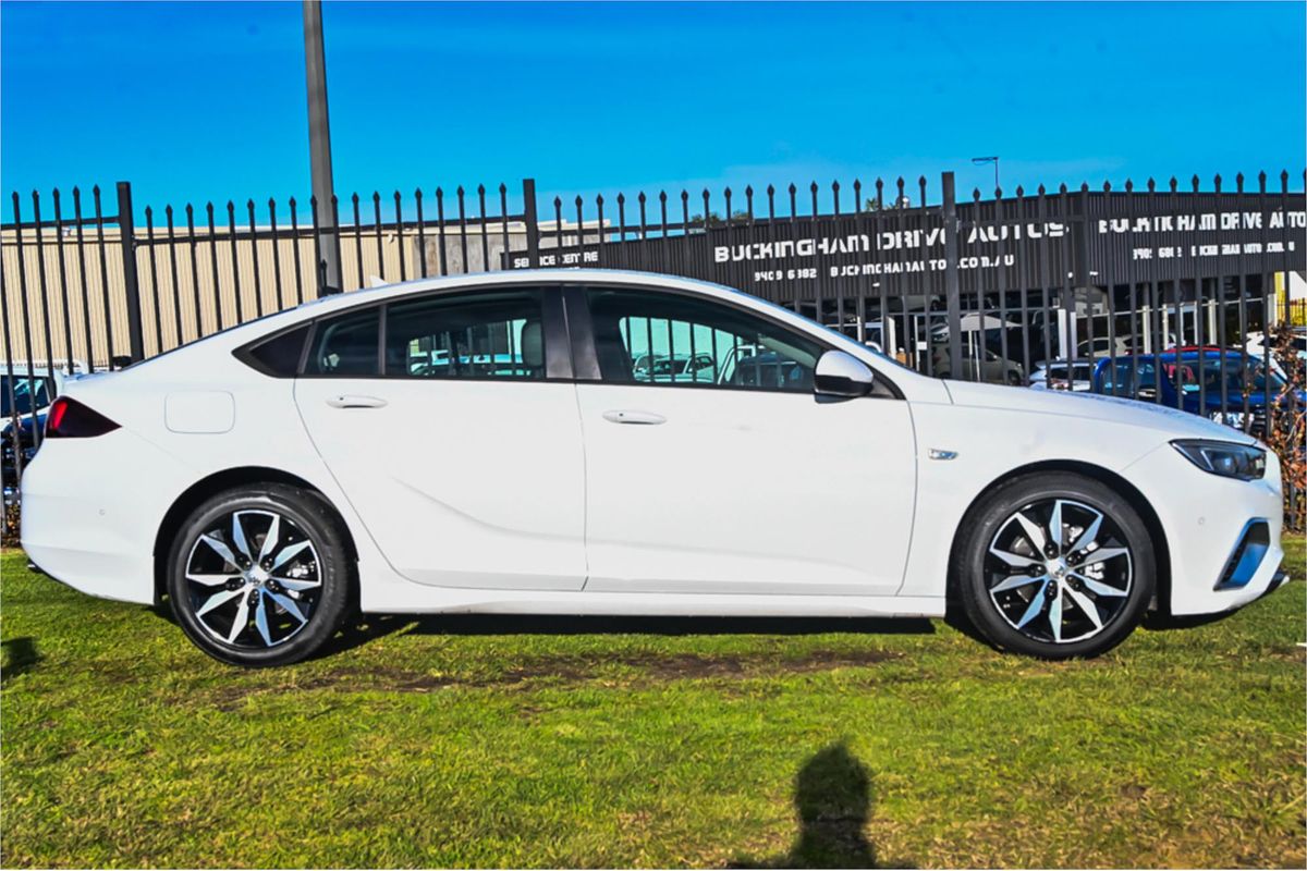 2018 Holden Commodore RS ZB