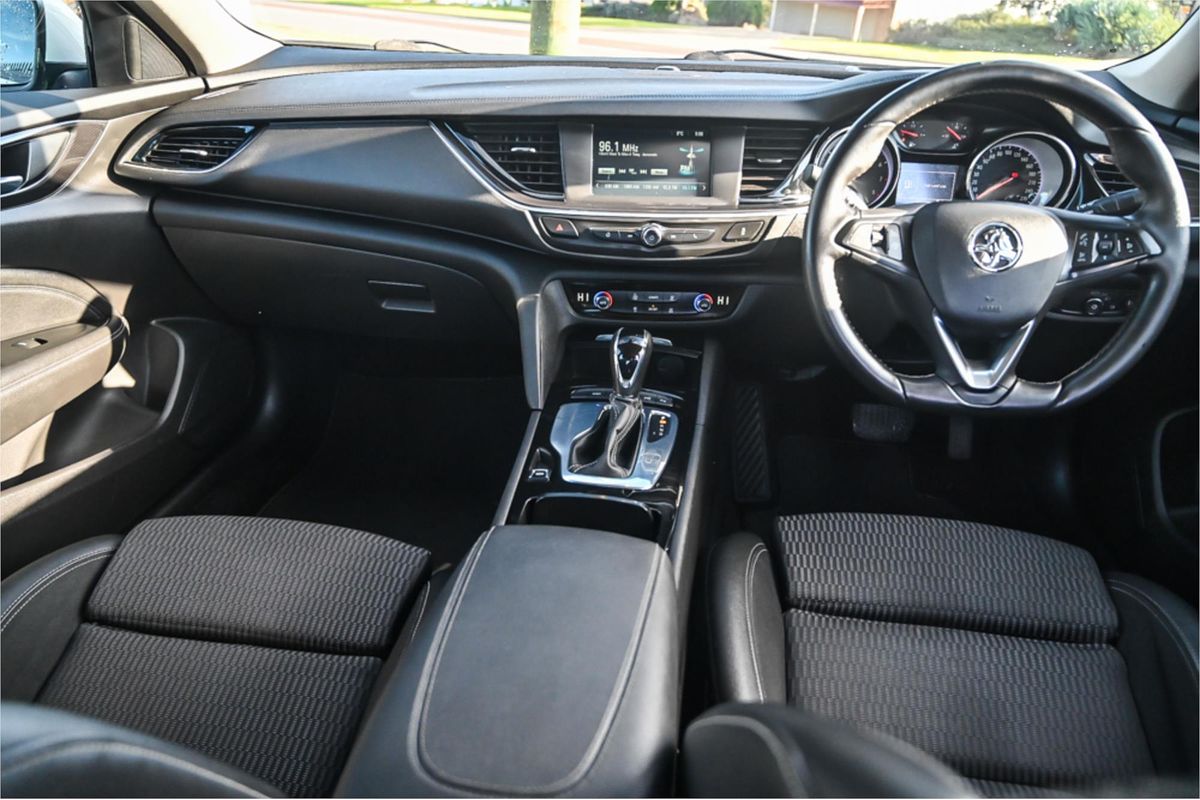 2018 Holden Commodore RS ZB