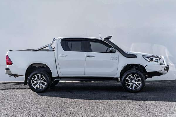 2020 Toyota Hilux SR5 GUN126R 4X4