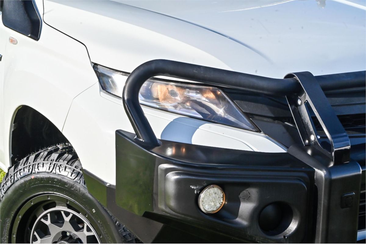 2021 Mitsubishi Triton GLX MR 4X4