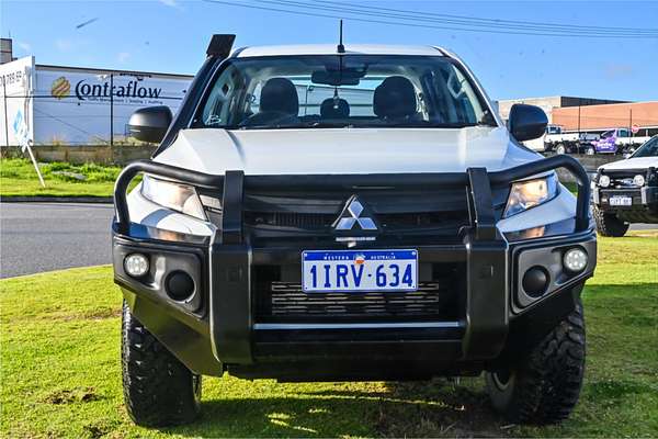2021 Mitsubishi Triton GLX MR 4X4