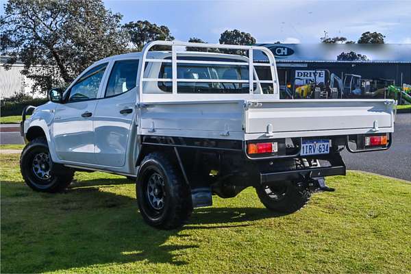 2021 Mitsubishi Triton GLX MR 4X4