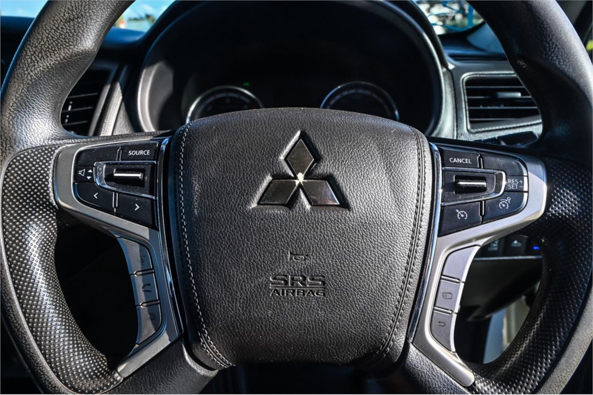 2021 Mitsubishi Triton GLX MR 4X4