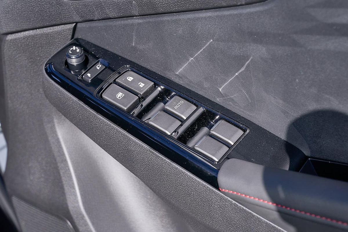 2025 Isuzu D-MAX X-TERRAIN 4X4